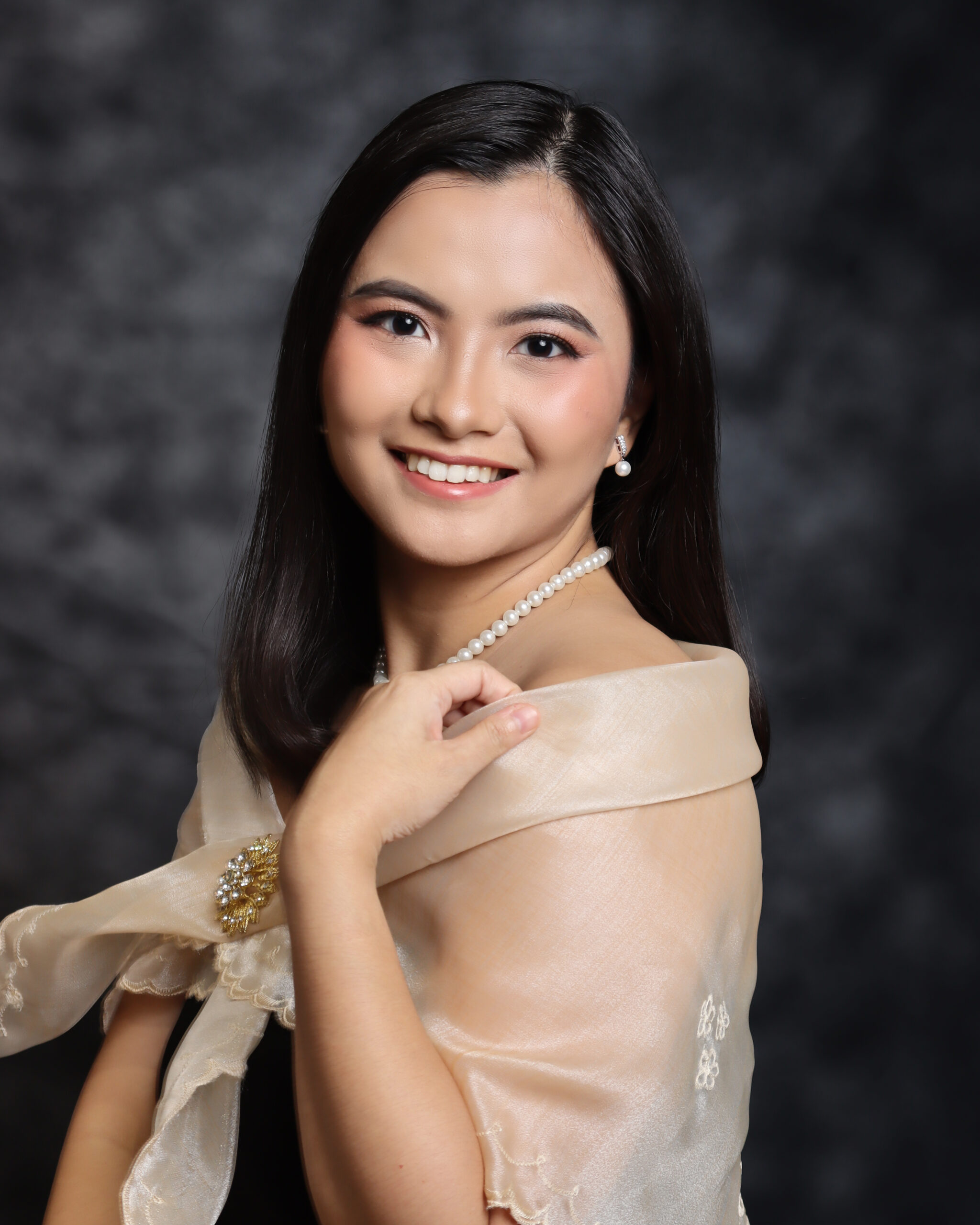 nicolas, bernadette filipiniana