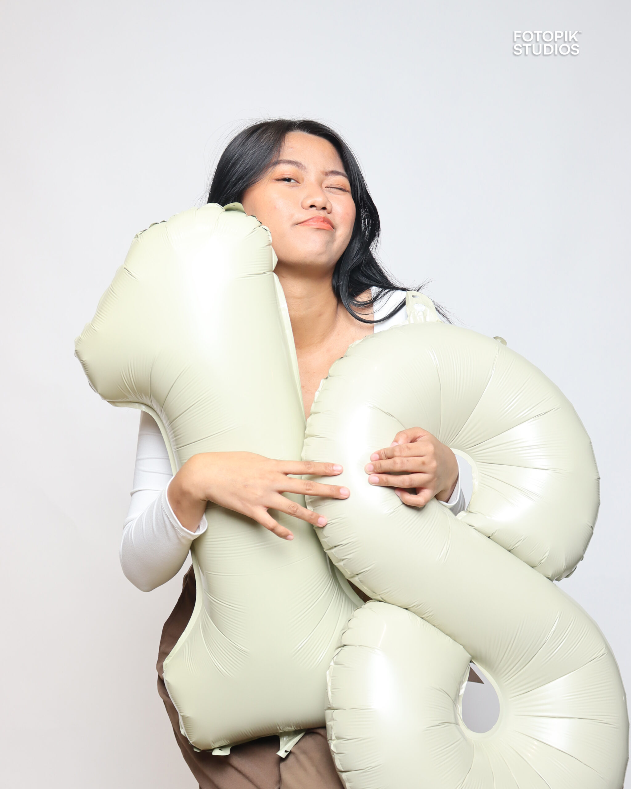 feb3 6 angel lorenzo